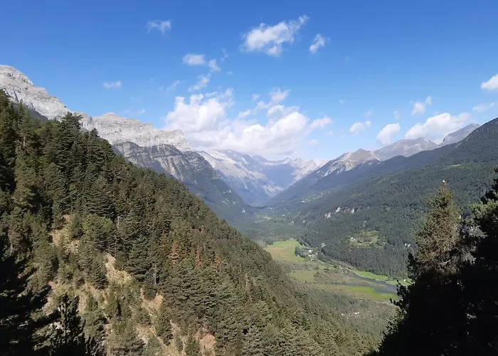 En Pirineos Apartment Bielsa